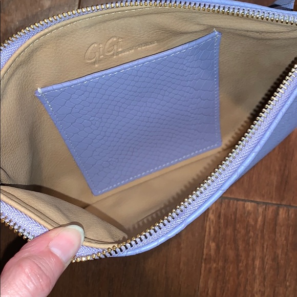 ❌SOLD ❌💥Gigi New York All-in-one clutch💜❌SOLD❌ - Picture 5 of 7